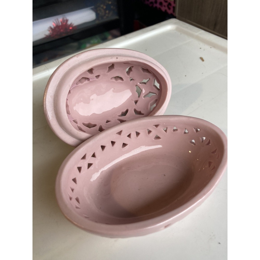VTG Reticulated Porcelain Egg Shaped Pink Trinket Some Leafs Are Broken - Picture 10 of 11